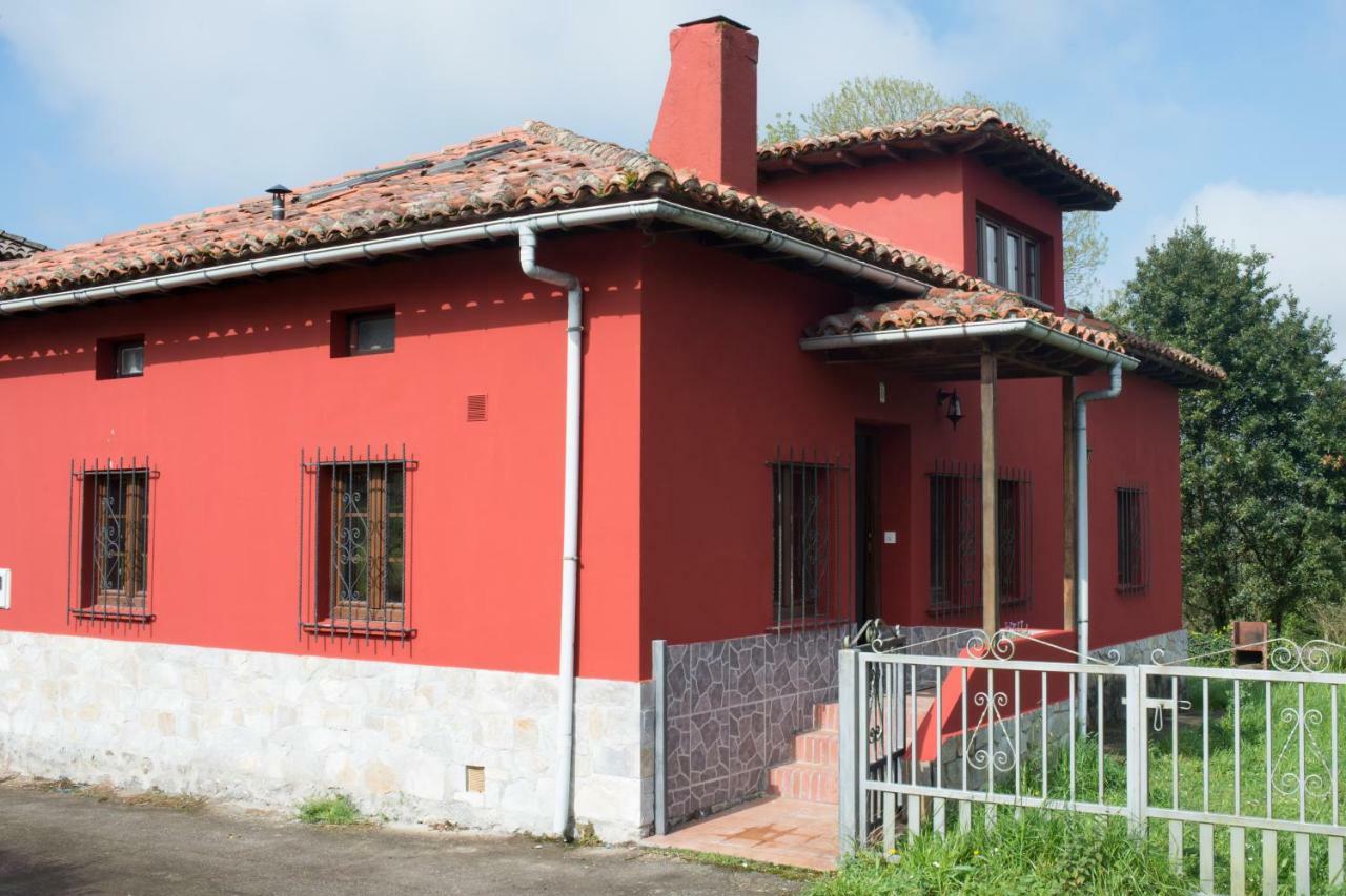 Los Candiles Onís Екстериор снимка